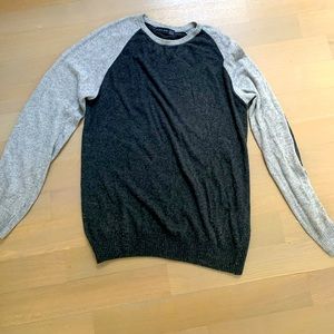 Zara Man gray sweater